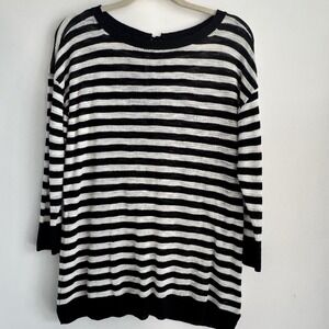 Talbots Lightweight Sweater Top Medium Black and White‎ Horizontal Stripped